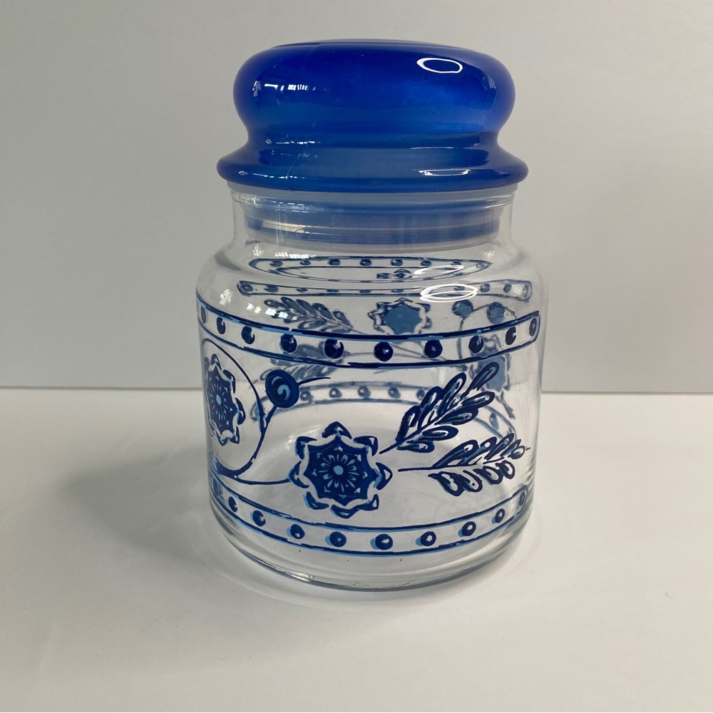 Anchor Hocking 1975 Glass Canister With Beautiful Blue design and Gorgeous Lid